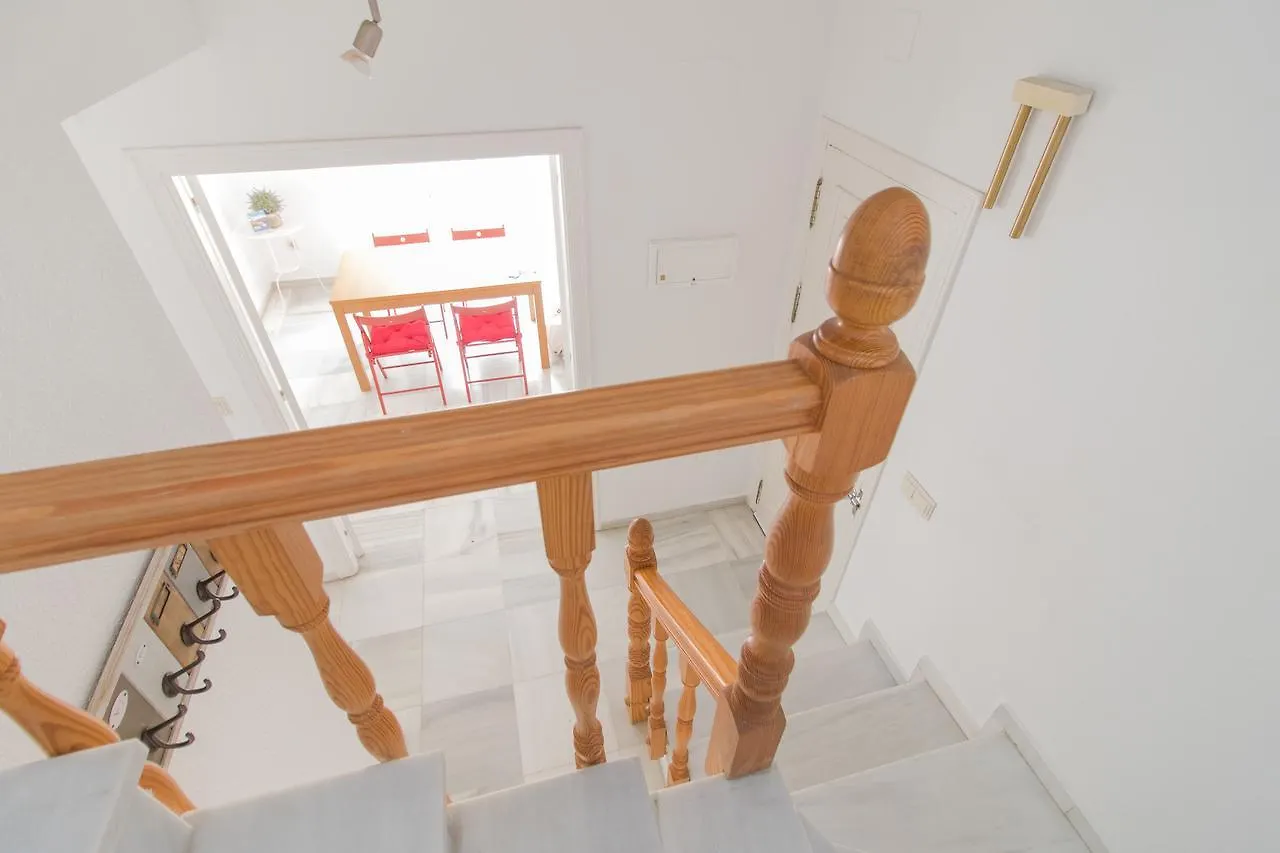 C46 - House With Garden & Pool In Malaga Apartment